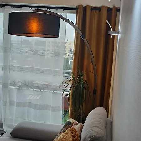 Apartment A Cozy Bedroom In An *